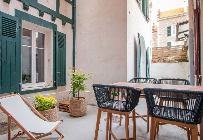  in Biarritz - Le RYAD - T3 - Centre