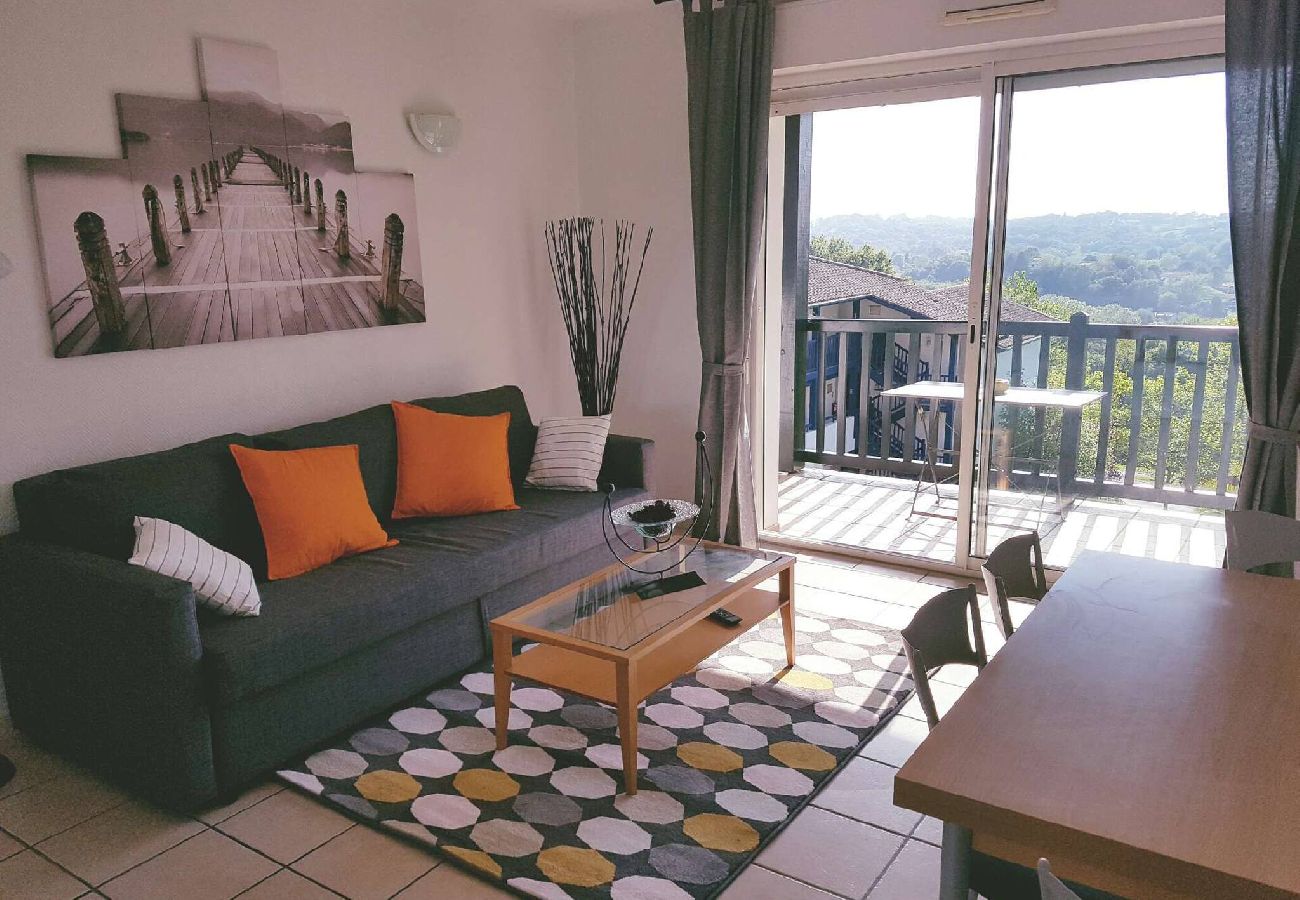 Apartment in Bassussarry - MAKILA - T2 - Golf Piscine