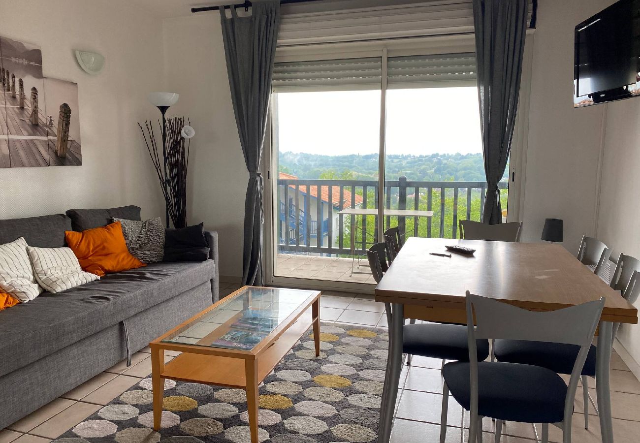 Apartment in Bassussarry - MAKILA - T2 - Golf Piscine