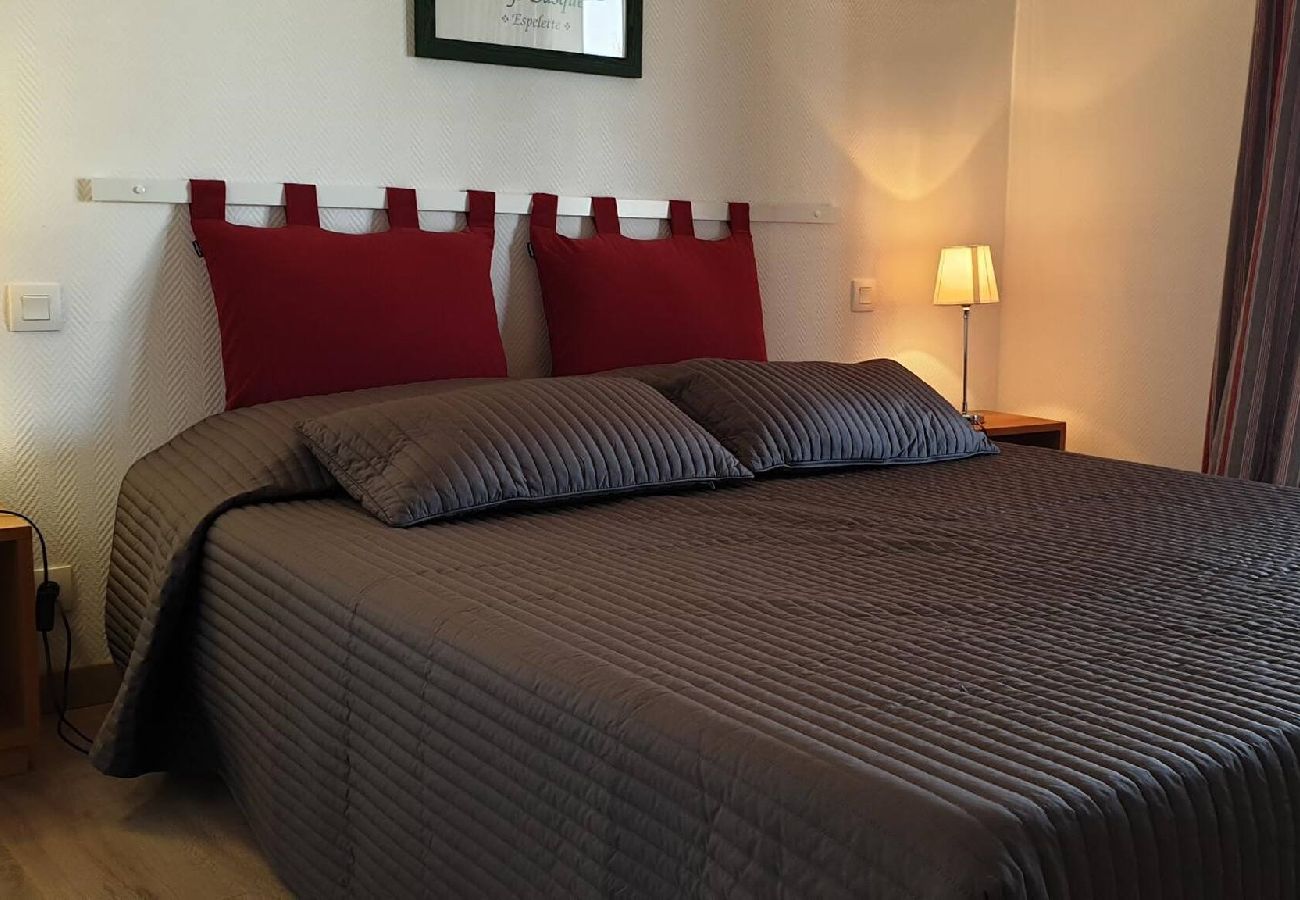 Apartment in Bassussarry - MAKILA - T2 - Golf Piscine