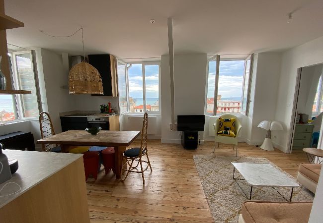  in Biarritz - ODYSEE DE PI - T3 vue Océan a 180°- Coeur de Btz