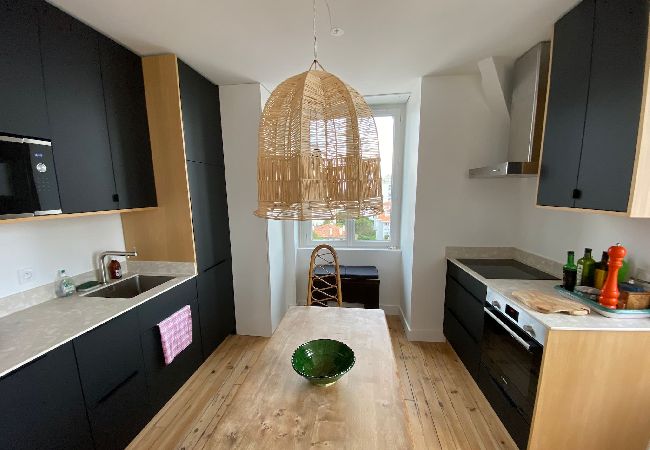 Apartment in Biarritz - ODYSEE DE PI - T3 vue Océan a 180°- Coeur de Btz Apartment in Biarritz - ODYSEE DE PI - T3 vue Océan a 180°- Coeur de Btz