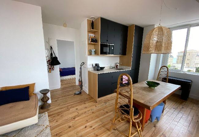 Apartment in Biarritz - ODYSEE DE PI - T3 vue Océan a 180°- Coeur de Btz Apartment in Biarritz - ODYSEE DE PI - T3 vue Océan a 180°- Coeur de Btz