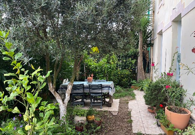 House in Biarritz - MARINE - vue mer et jardin- Côte des basques House in Biarritz - MARINE - vue mer et jardin- Côte des basques