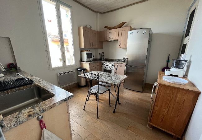 House in Biarritz - MARINE - vue mer et jardin- Côte des basques House in Biarritz - MARINE - vue mer et jardin- Côte des basques