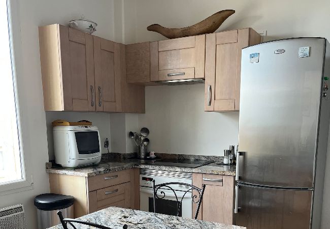 House in Biarritz - MARINE - vue mer et jardin- Côte des basques House in Biarritz - MARINE - vue mer et jardin- Côte des basques