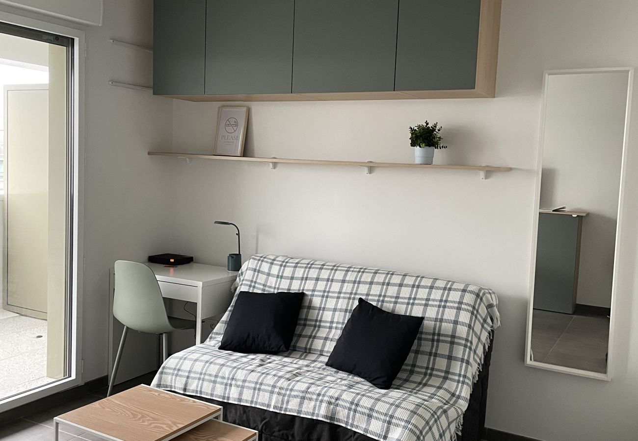 Studio in Anglet - MONTAURY