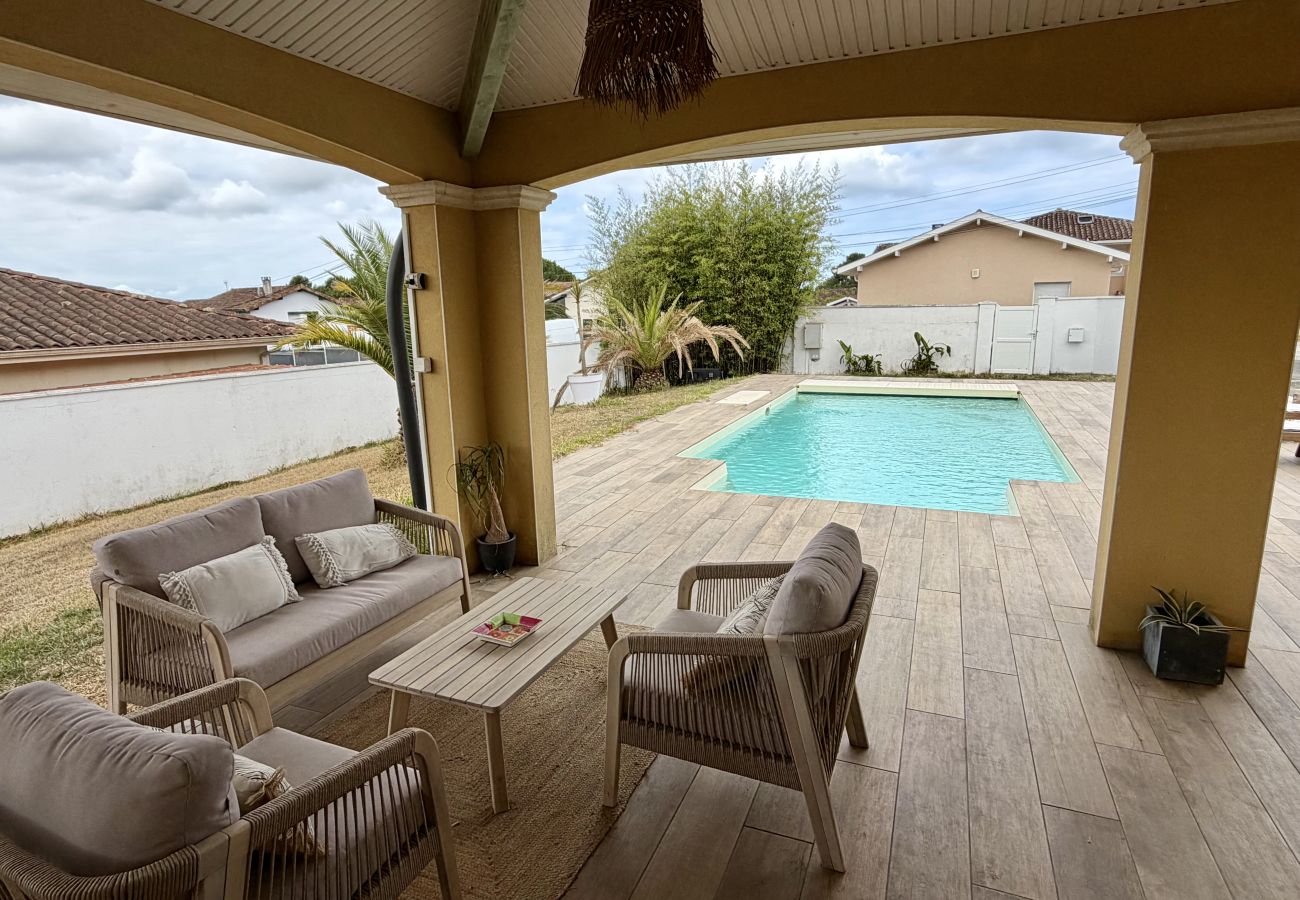 Maison à Ondres - SEVILLA- Maison avec piscine au calme proche plage